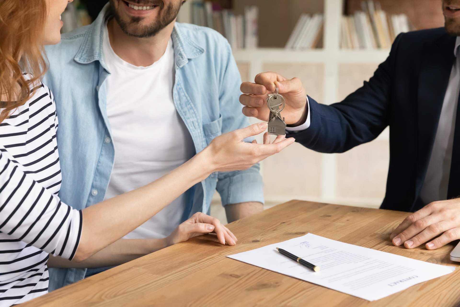 ¿Por qué invertir en propiedades de alquiler llave en mano?