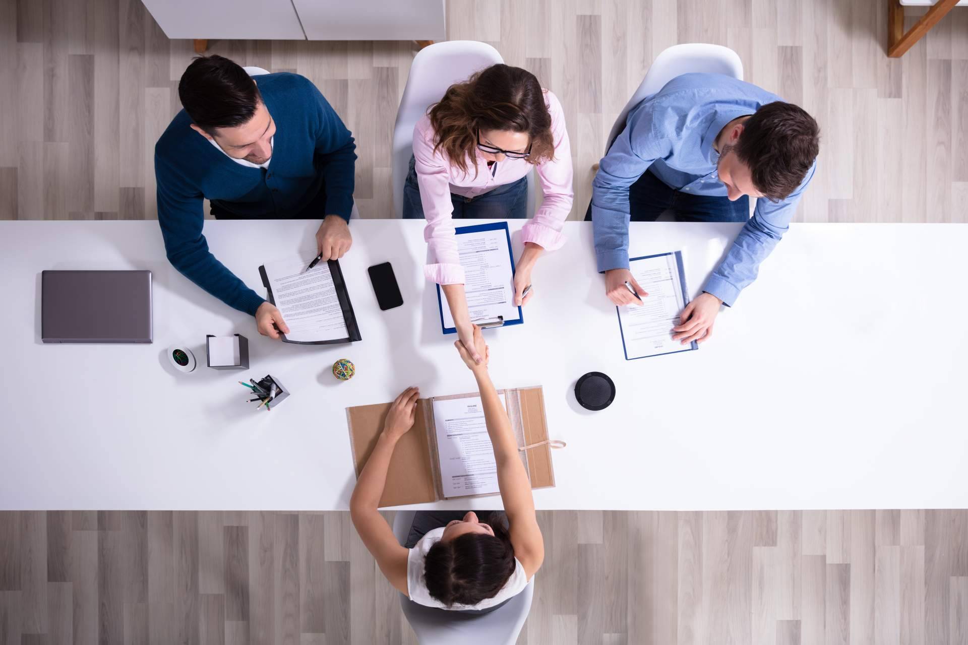Hirint mejora la experiencia de evaluación con su test de competencias rediseñado